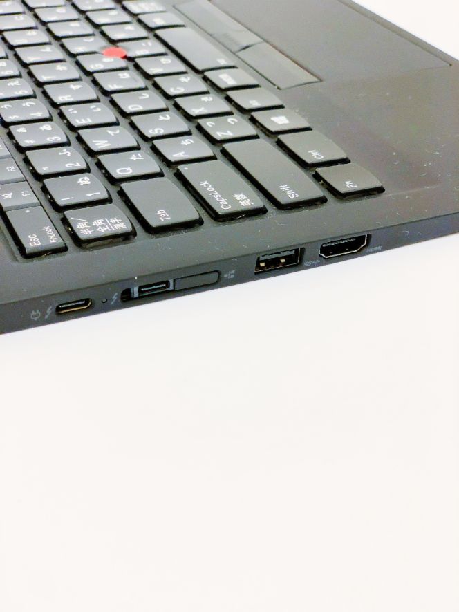 ThinkPad X1carbon 左側面